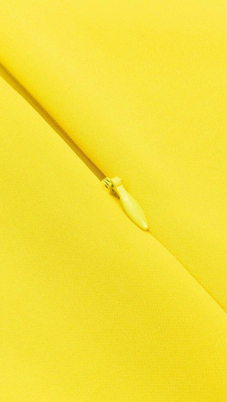 CRISSCROSS HALTERNECK CUTOUT MIDI DRESS IN YELLOW