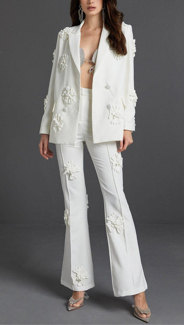 AIIZIE DOUBLE-BREASTED THREE DIMENSIONAL FLORAL SUIT JACKET IN WHITE - product image