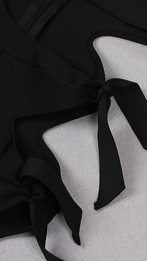 AIIZIE CUT OUT SINGLE-SLEEVE JUMPSUIT IN BLACK - product image