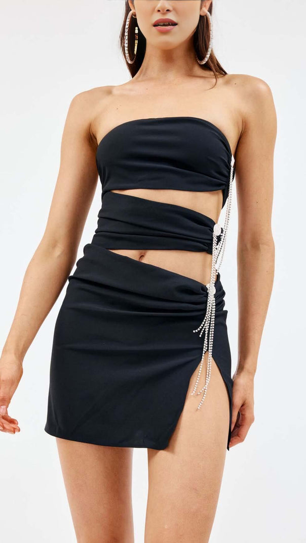 AIIZIE CUTOUT BANDEAU MINI DRESS IN BLACK - product image