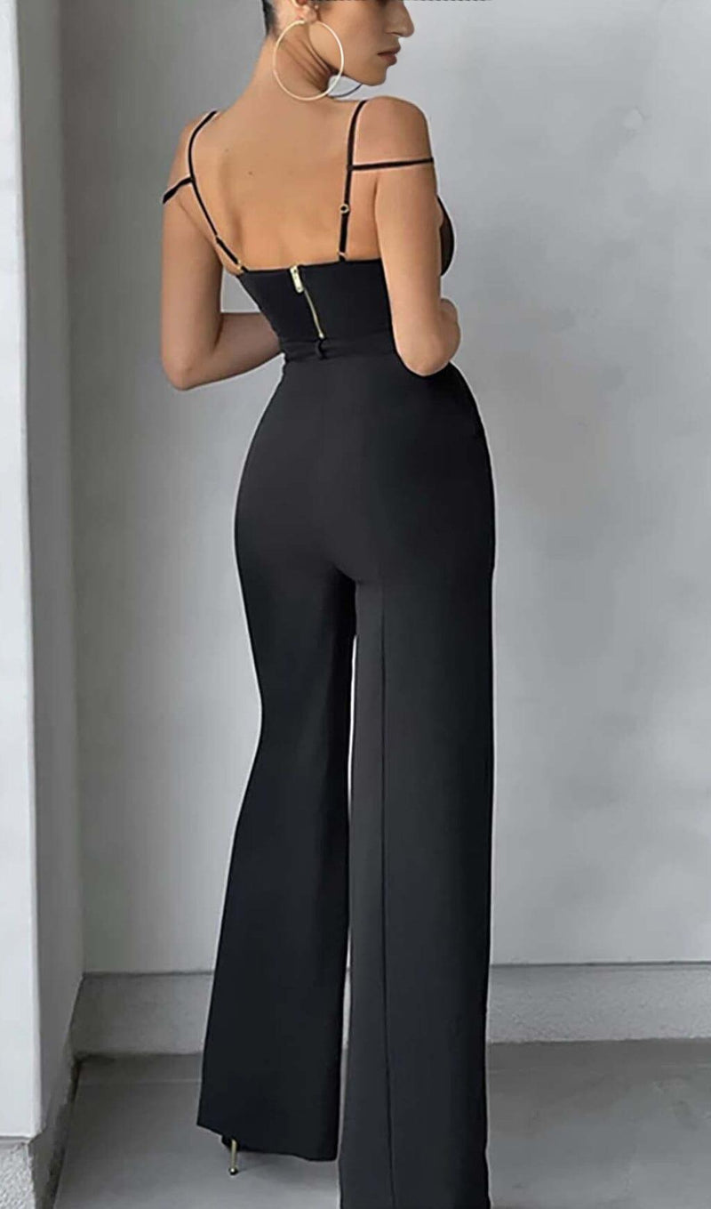 CUTOUT SLEEVELESS JUMPSUIT IN BLACK