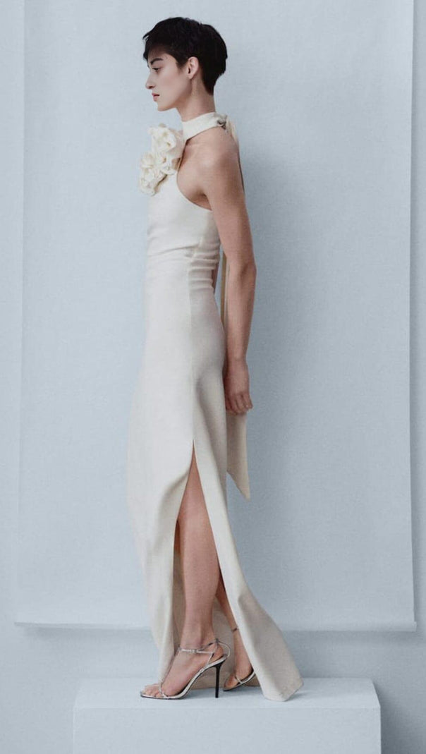 AIIZIE FLOWER SLEEVELESS MAXI DRESS IN WHITE - product image