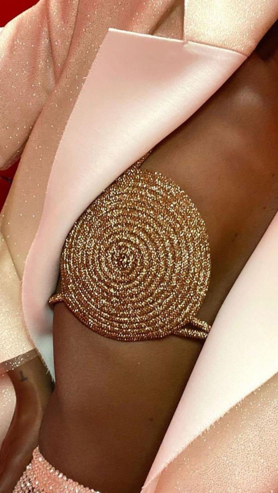 STRASSVERZIERTES SEIDE-BH-TOP IN GOLD