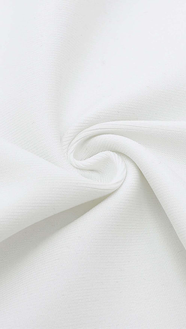 ABITO MIDI BIANCO CON SCOLLO ALTO E DETTAGLIO A CINTURINI