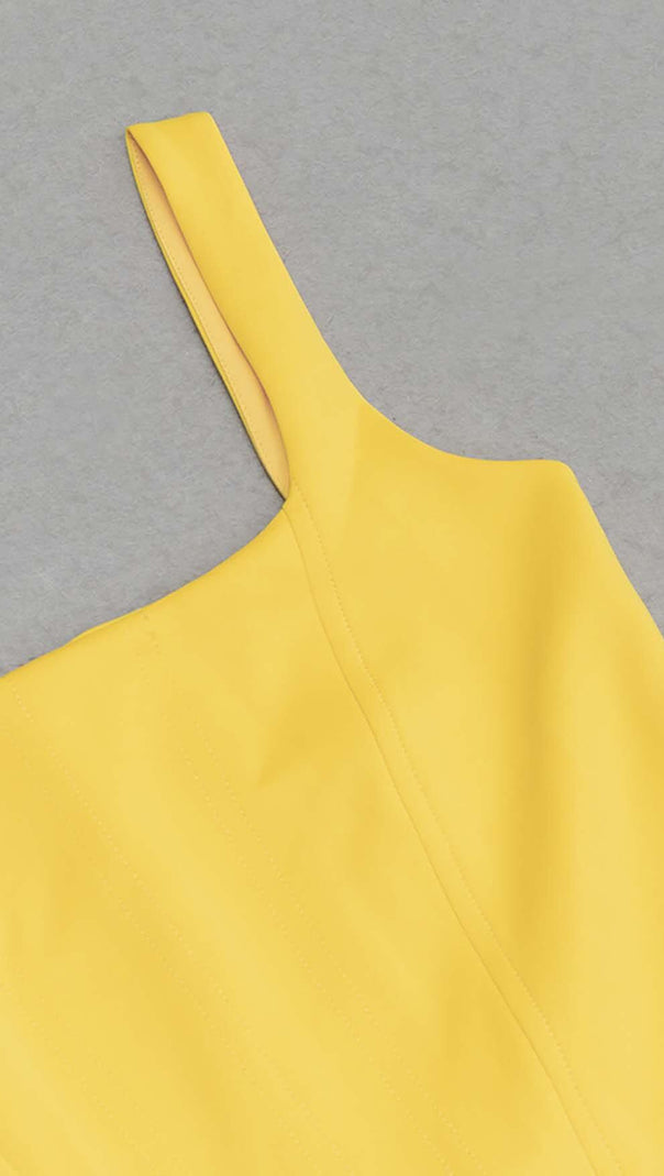 AIIZIE HIP WRAP BANDAGE MIDI DRESS IN YELLOW - product image