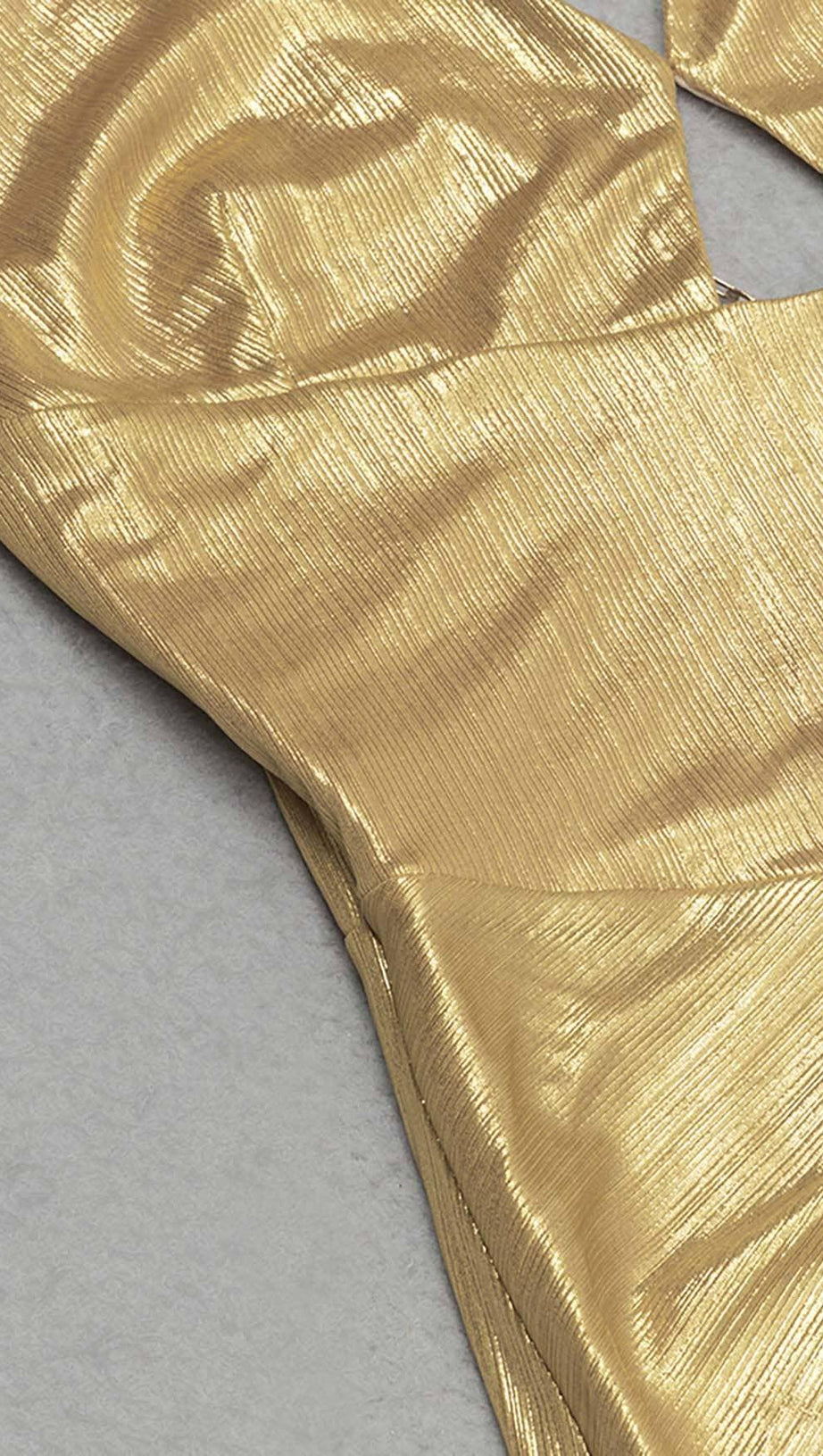 HÜFTWICKEL-MIDIKLEID MIT SCHLITZ IN GOLD