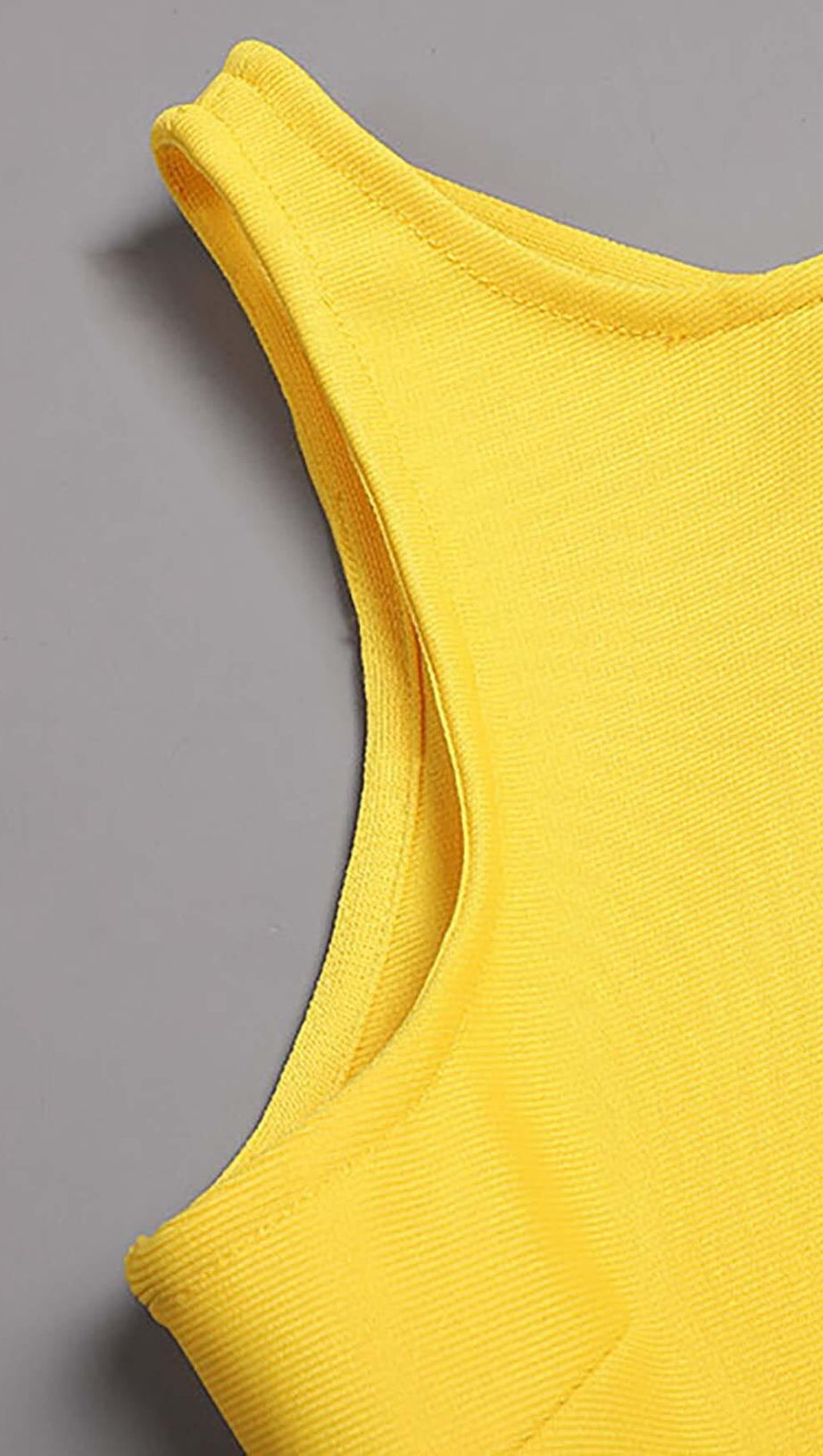 HOLLOW HIGH SPLIT MAXI DRESS IN YELLOW