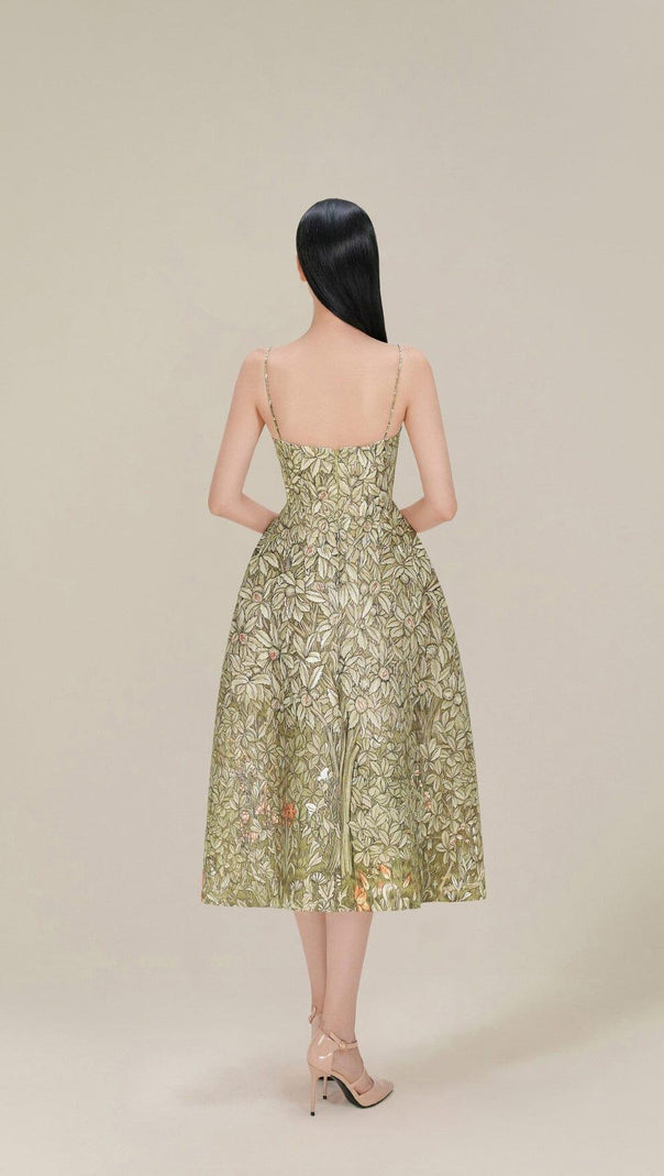 AIIZIE JUNGLE PRTINTED MIDI DRESS IN CHOCOLATE - product image