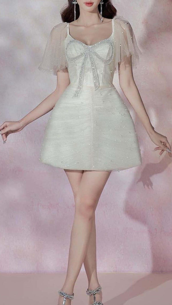 AIIZIE LACE SLEEVE BOW MINI DRESS IN WHITE - product image