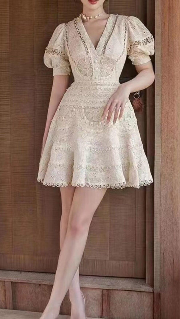 AIIZIE LACE V-NECK MIDI DRESS IN WHITE - product image