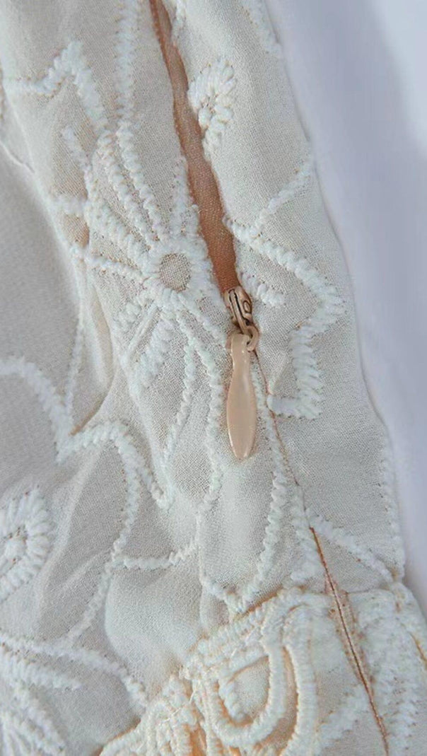 AIIZIE LACE V-NECK MIDI DRESS IN WHITE - product image