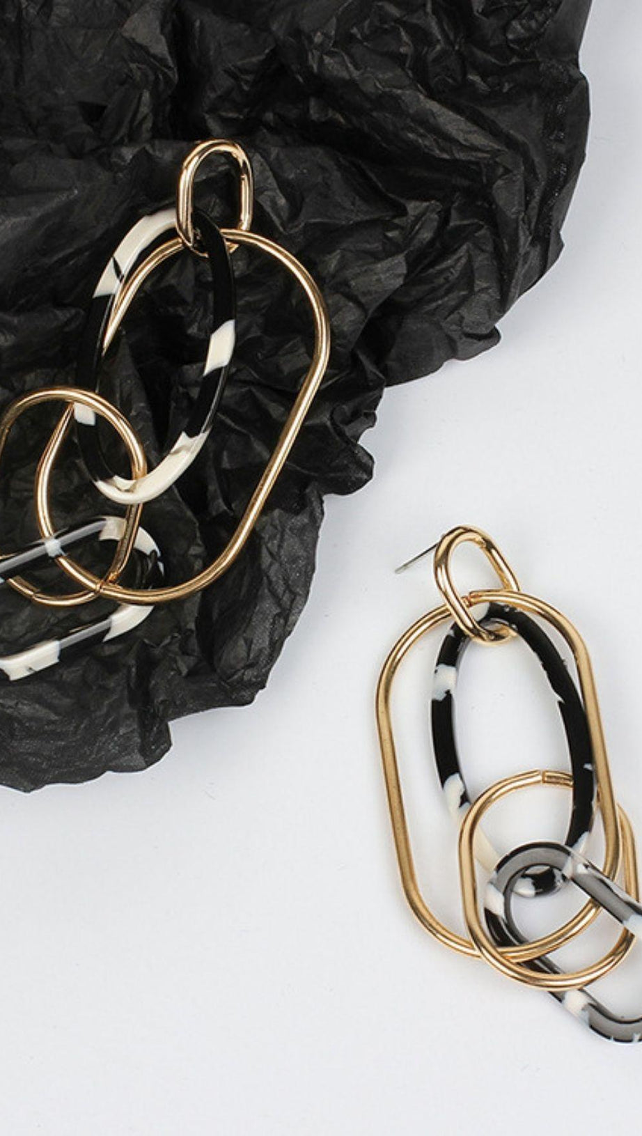 Ohrringe mit Leopardenmuster