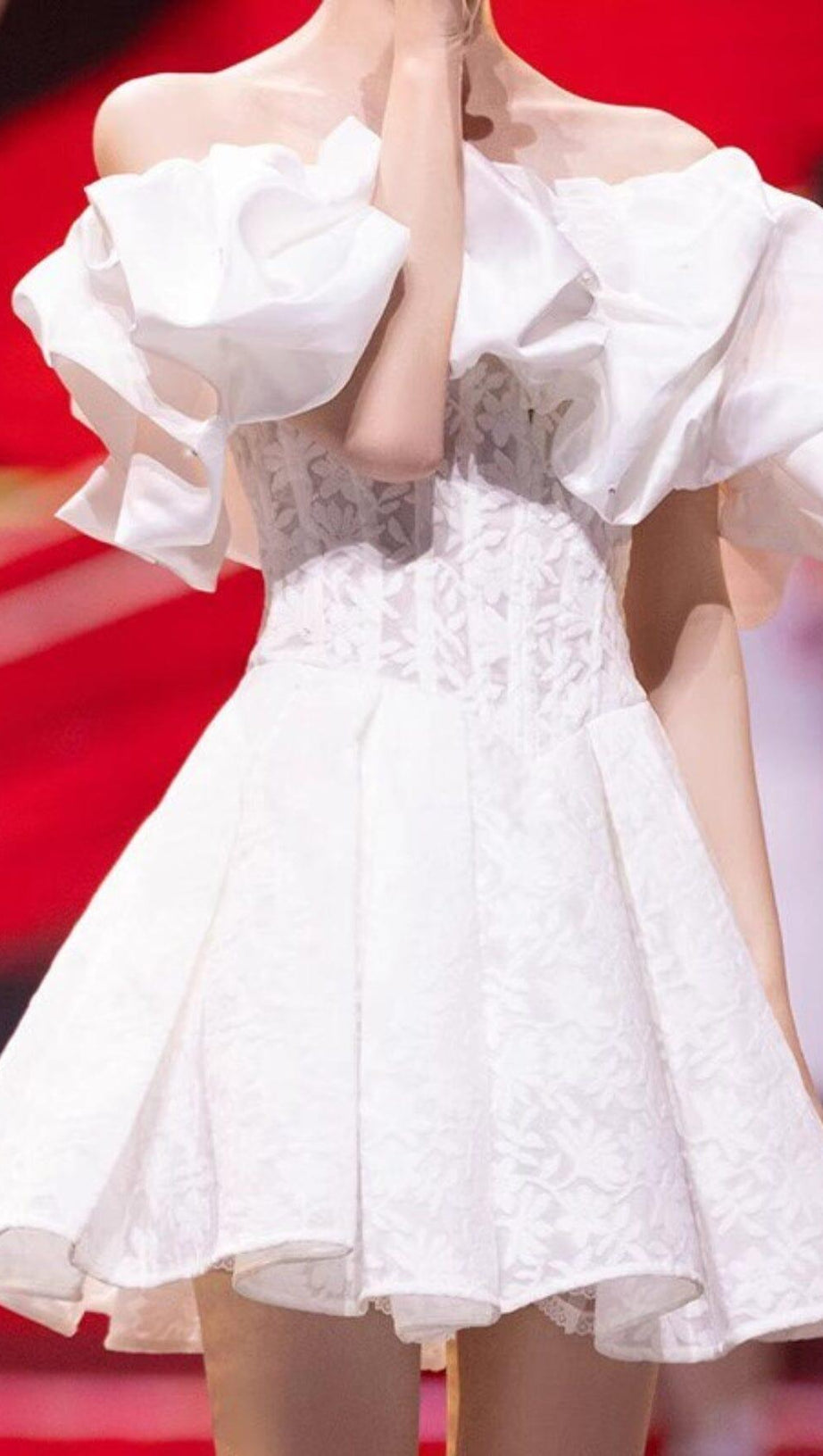 OFF SHOULDER CORSET MINI DRESS IN WHITE