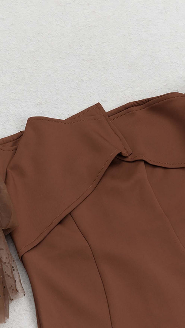 AIIZIE OFF-SHOULDER RUFFLED MIDI DRESS IN BROWN - product image