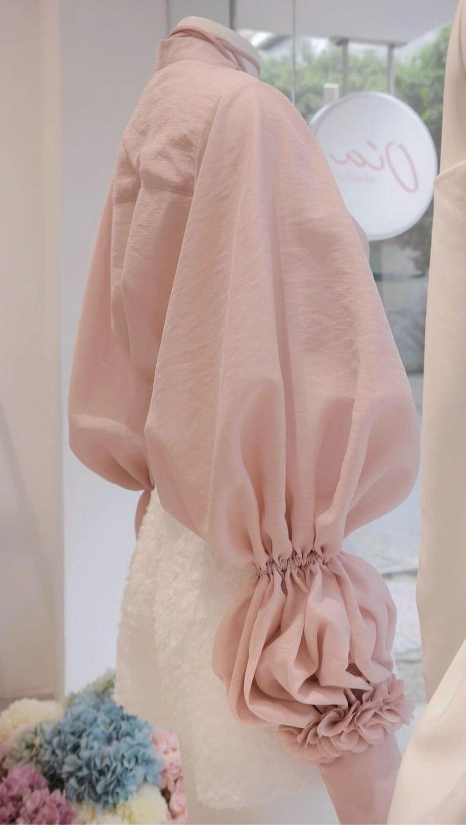 PUFF SLEEVE TWO PIECE SUIT IN PINK