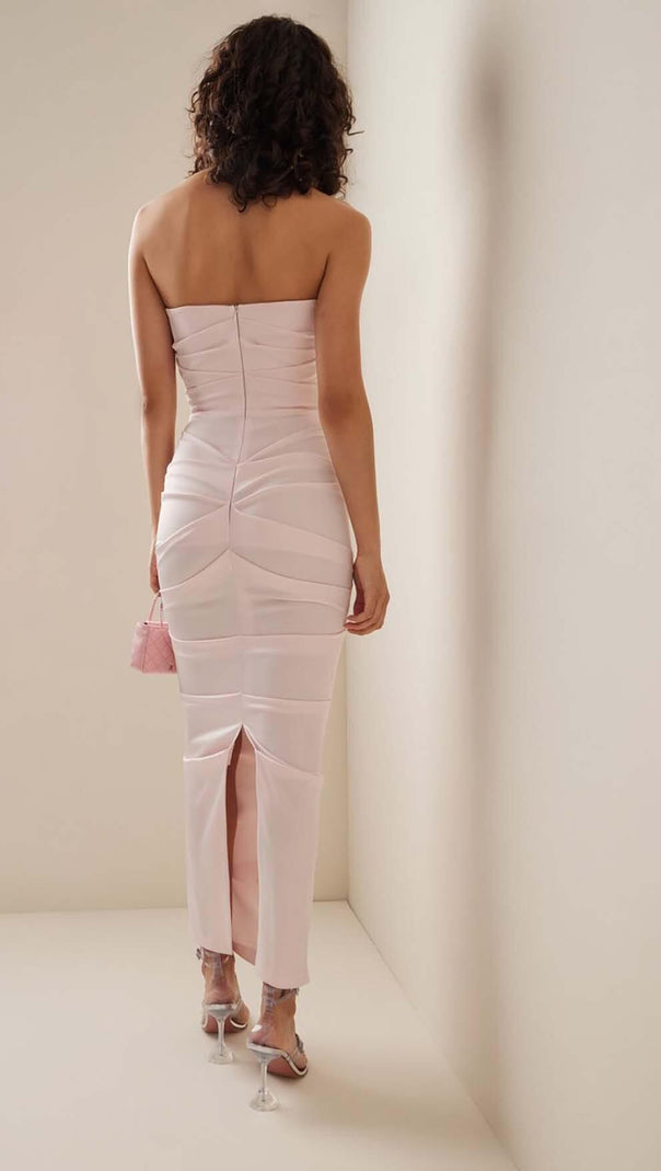 AIIZIE RUCHED OFF-SHOULDER SLIM MIDI DRESS IN PINK - product image