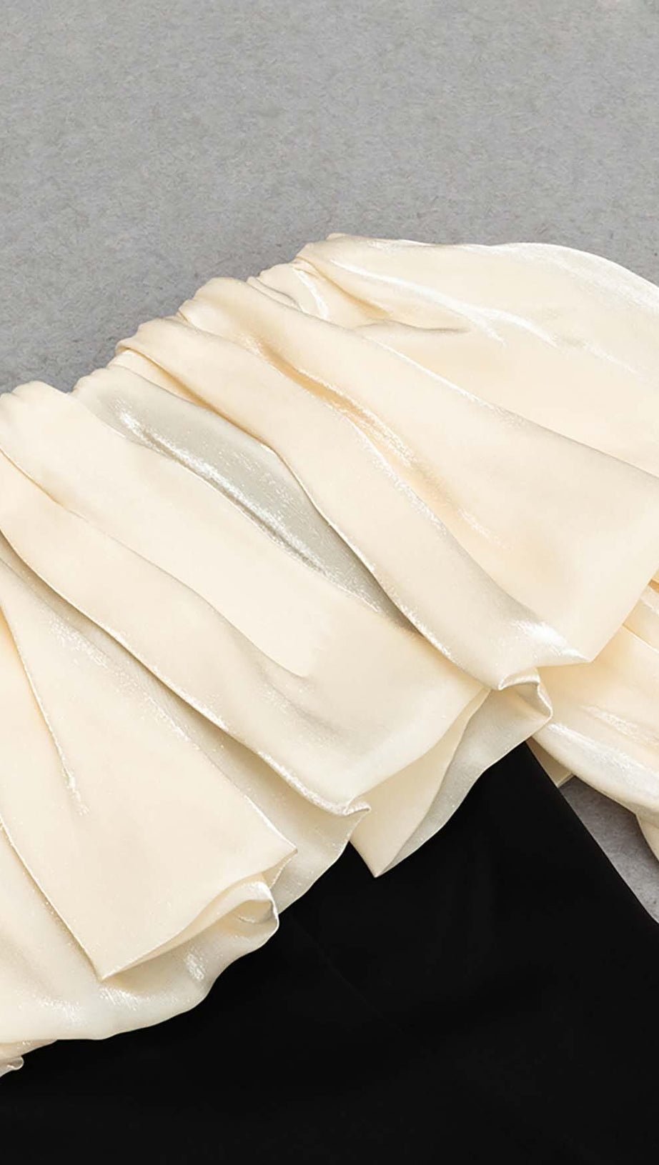 RUFFLE COLD SHOULDER MIDI DRESS IN BLACK