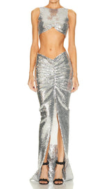 SEQUIN SLIT TWO-PIECE SUIT IN METALLIC SILVER