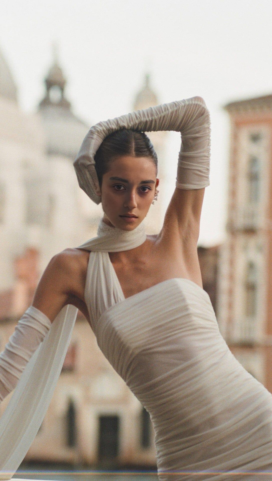 BANDEAU HALTER MIDI DRESS IN WHITE