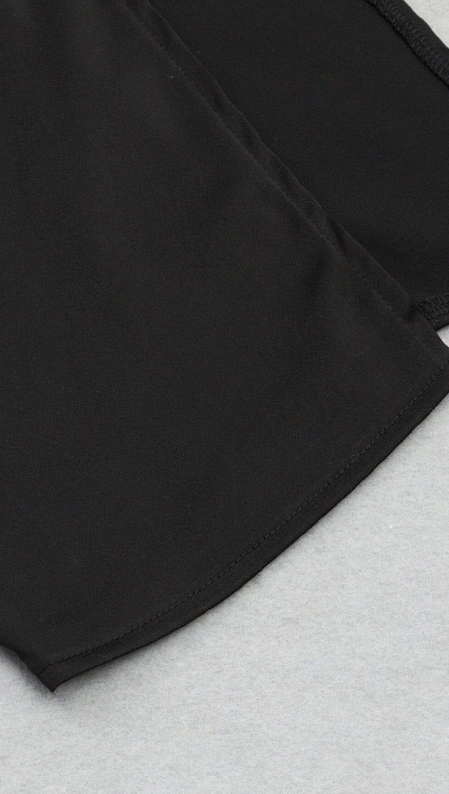 STRAPLESS CORSET MIDI DRESS IN BLACK