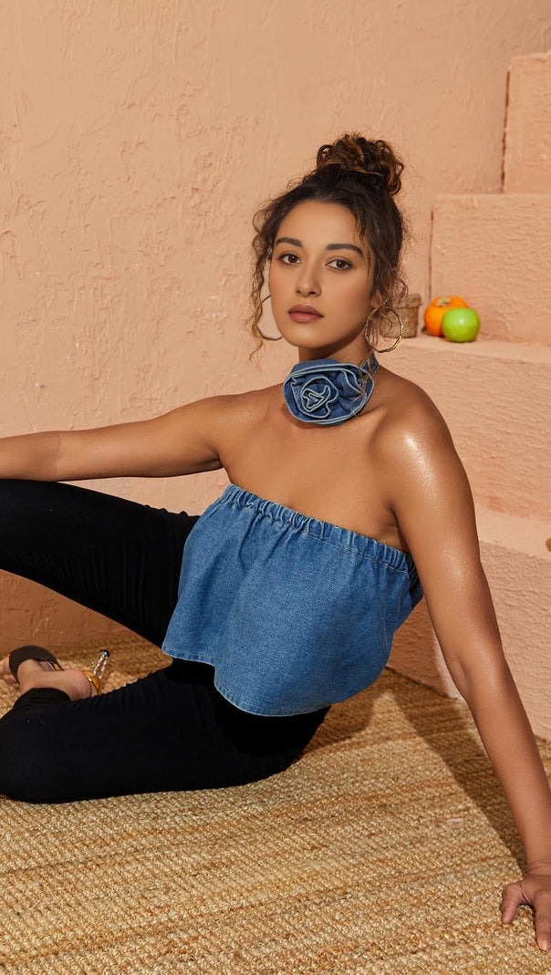 AIIZIE STRAPLESS DENIM TOP WITH CHOKER - product image