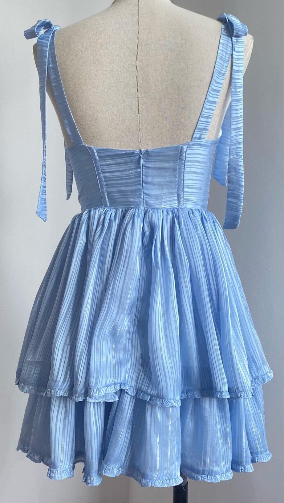 KORSETT-MIDIKLEID MIT TRÄGERN IN BLAU