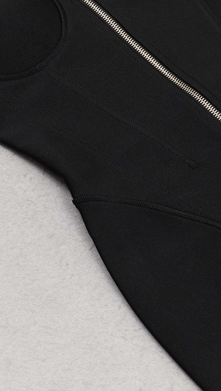 TASSEL HALTER BANDAGE MIDI DRESS IN BALCK