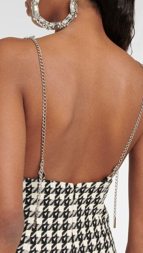 V-NECK STRAPPY MINI DRESS IN WHITE