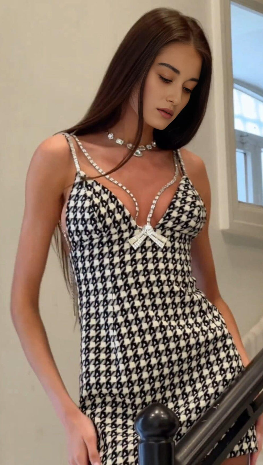 V-NECK STRAPPY MINI DRESS IN WHITE