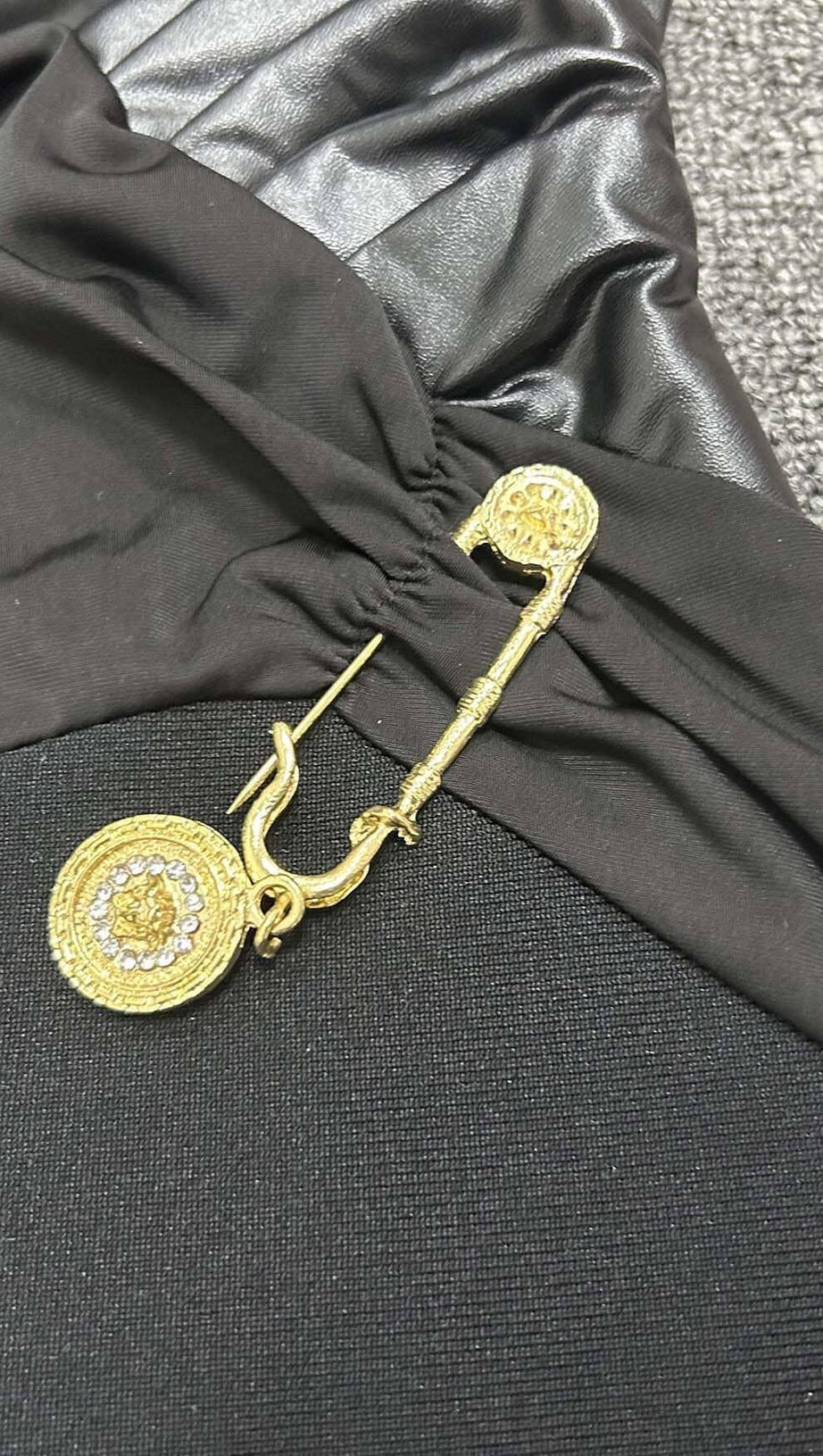 BACKLESS SLEEVELESS BANDAGE MAXI DRESS IN BLACK