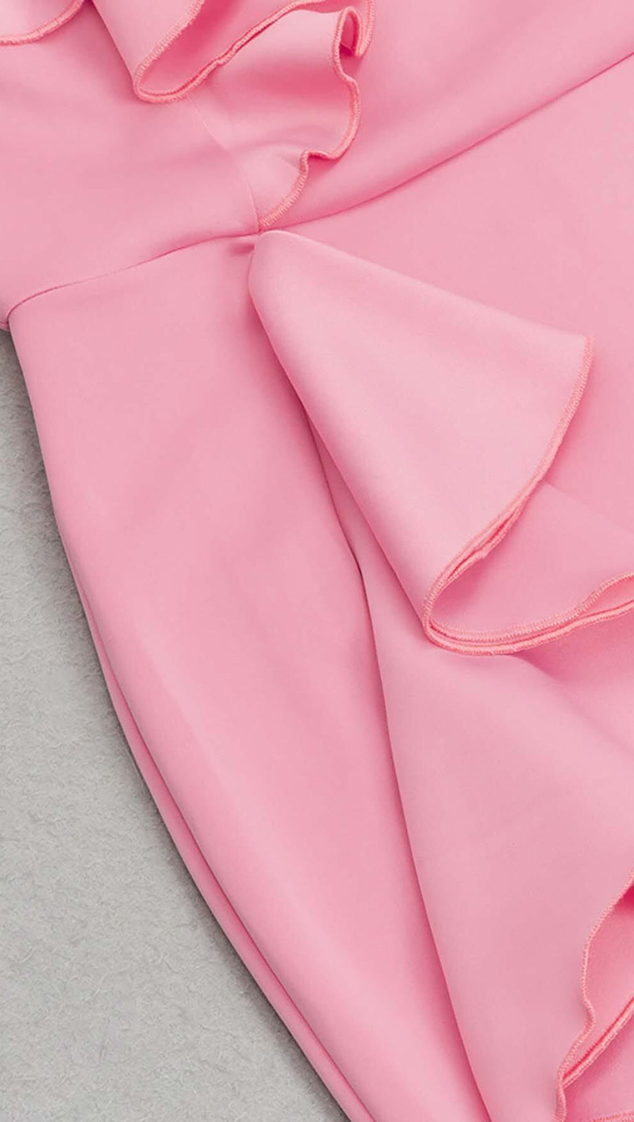 BODYCON RUFFLE MIDI DRESS IN PINK