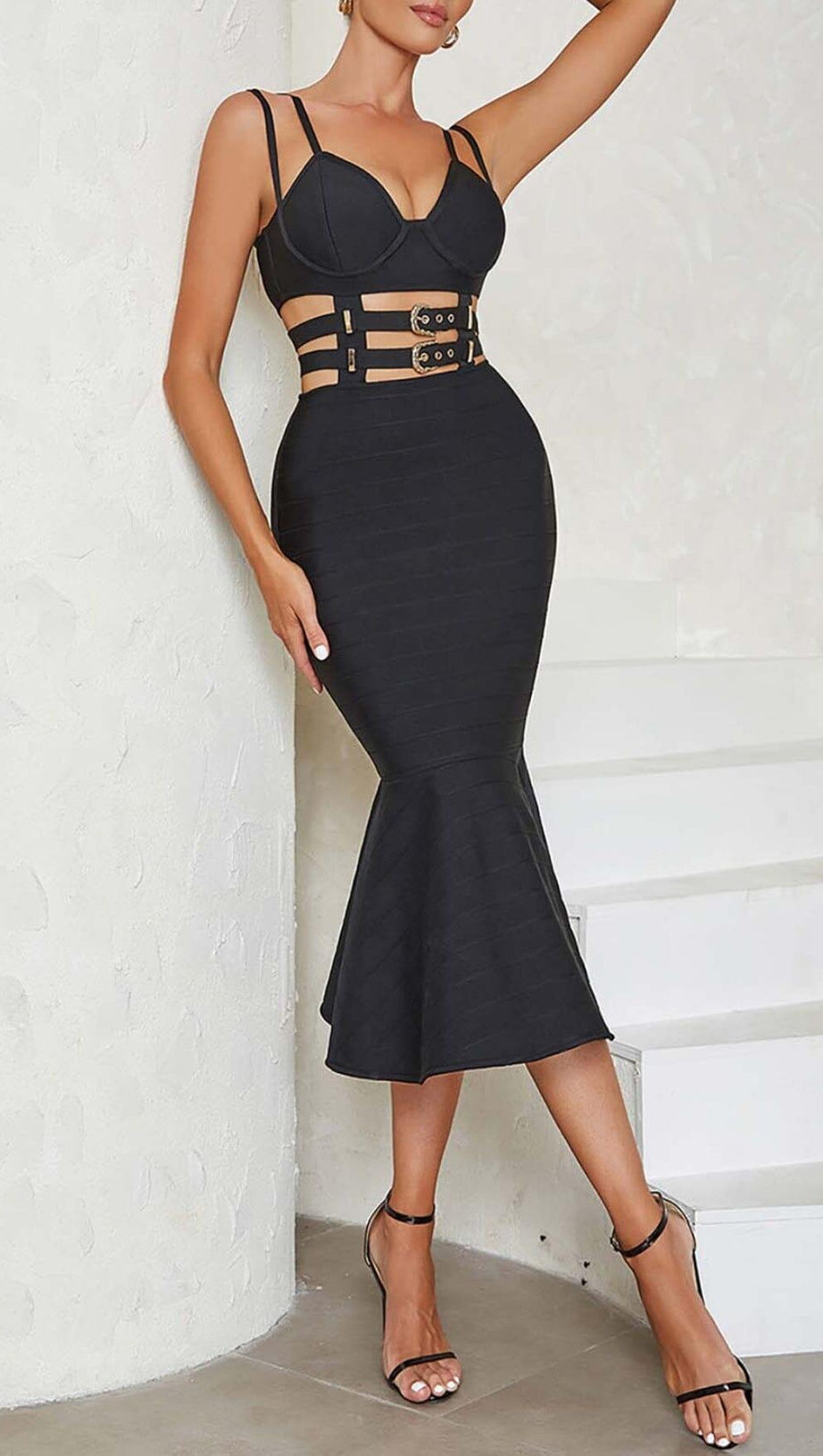 BANDAGE-MIDIKLEID MIT SCHNALLE IN SCHWARZ