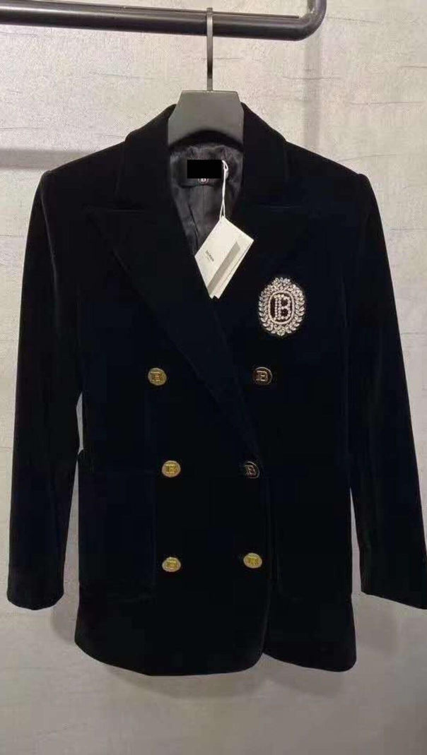 AIIZIE DOUBLE BREASTED BLAZER IN BLACK - product image