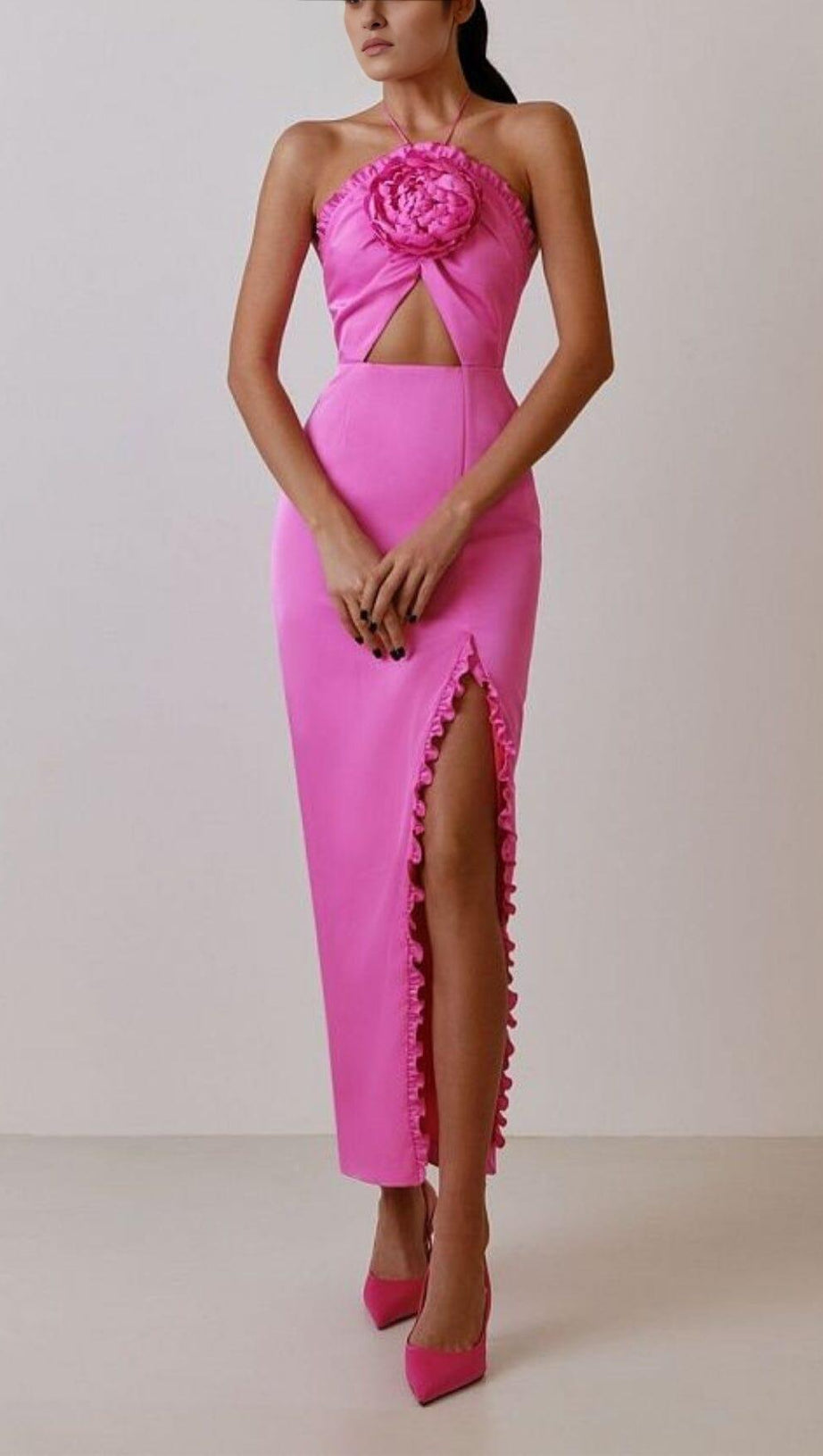 ABITO MIDI CON SPACCO E DECORAZIONI FLOREALI ROSA