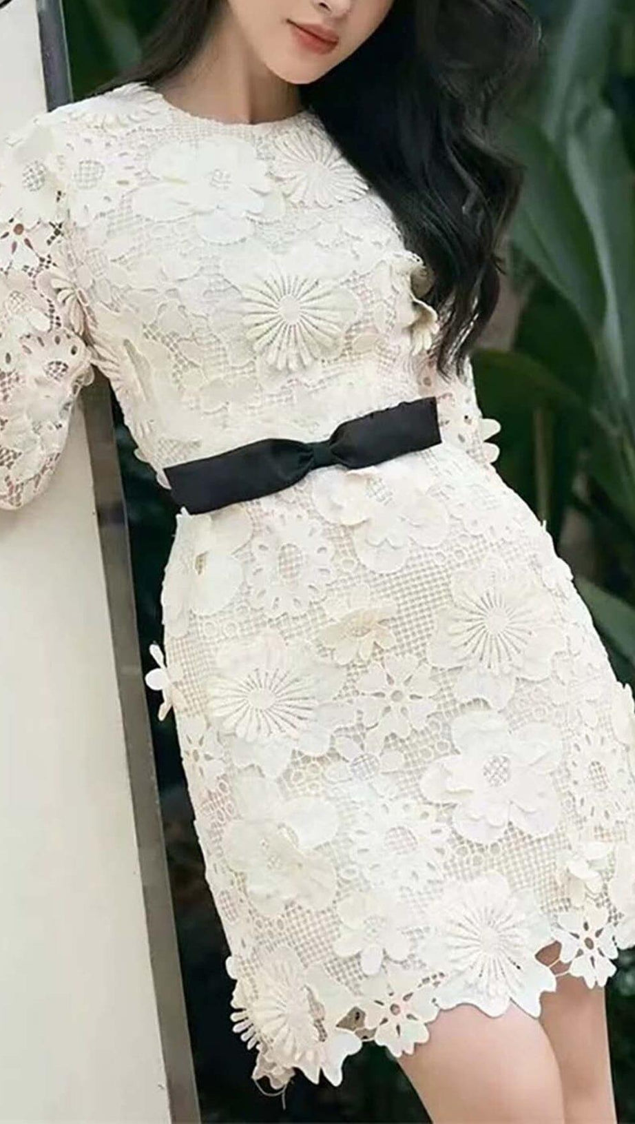 FLORAL EMBROIDERED LACE MIDI DRESS IN WHITE
