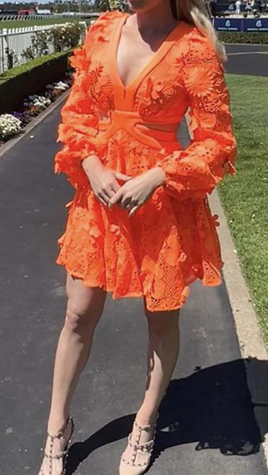 MINI ABITO CON RICAMI FLOREALI IN ARANCIONE FLOREALE