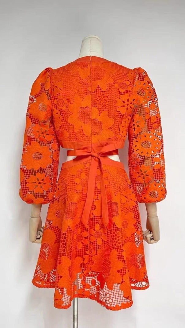 MINI ABITO CON RICAMI FLOREALI IN ARANCIONE FLOREALE