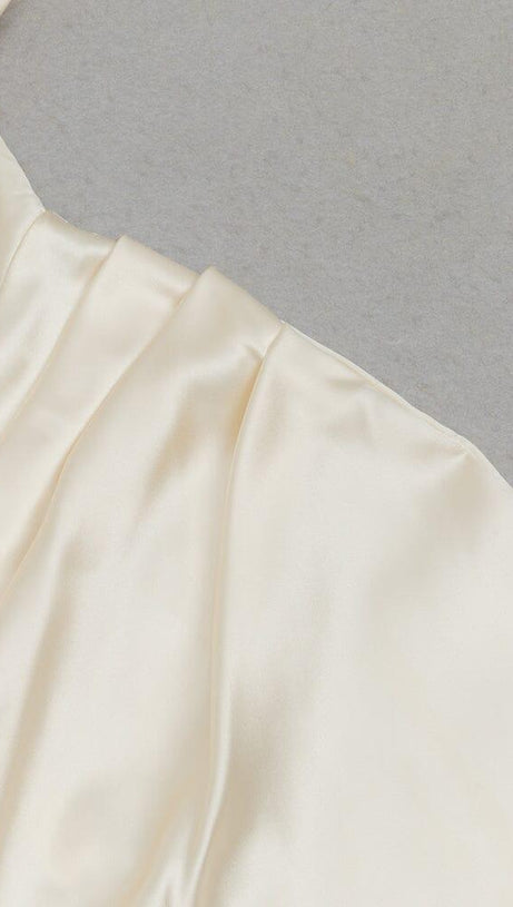 SOLID COLOR ONE-SHOULDER STRAPLESS PLEATED SILK HIP-HUGGING DRESS