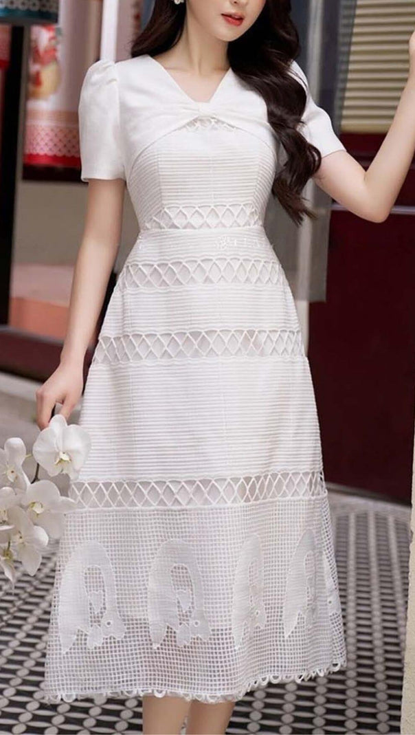AIIZIE LACE EMBROIDERY MIDI DRESS IN WHITE - product image