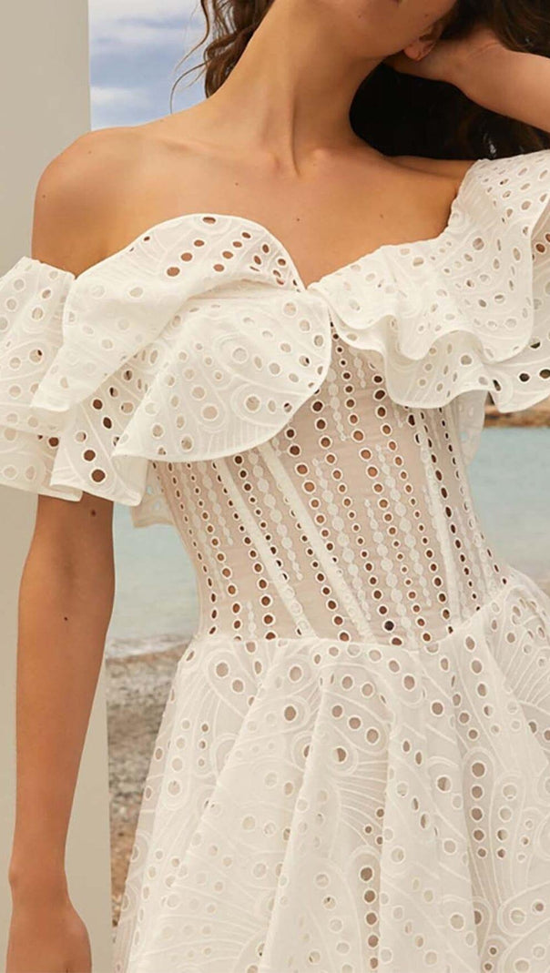 AIIZIE OFF-SHOULDER PRINT MINI DRESS IN WHITE - product image