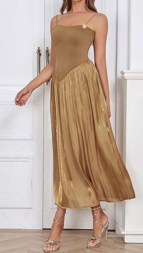 PLEATED STRAP MIDI DRESS IN TOBACCO