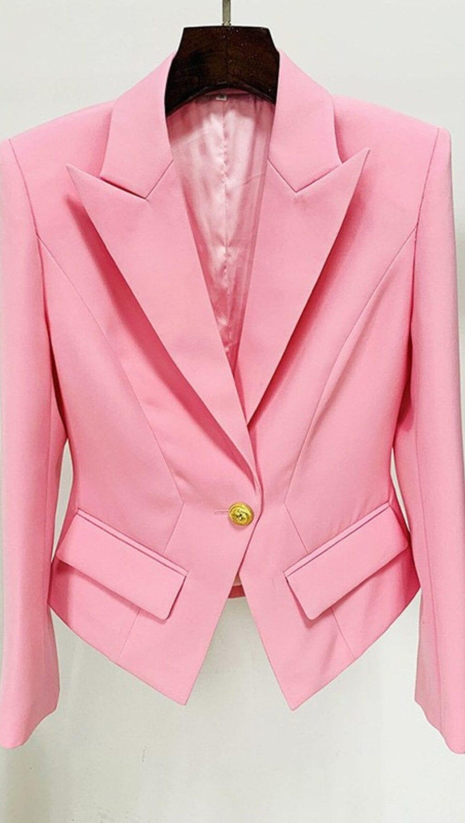 SINGLE-BREASTED SHORT JACKET IN PINK