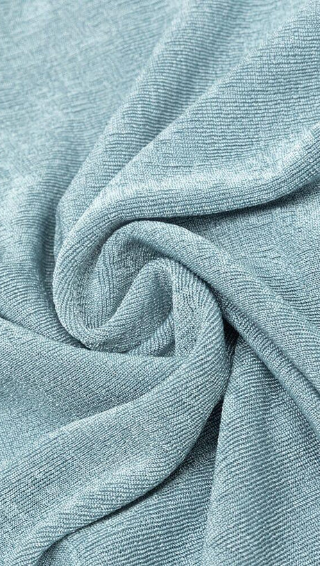 KORSETT-TRÄGERLOSES MIDIKLEID IN MINTGRÜN