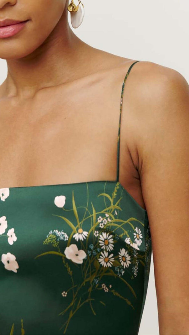 AIIZIE SPAGHETTI STRAP SLEEVELESS MAXI DRESS IN GREEN - product image