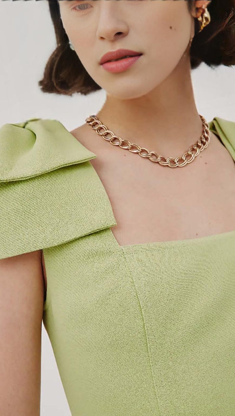 SQUARE NECK BOW DETAIL MINI DRESS IN GREEN