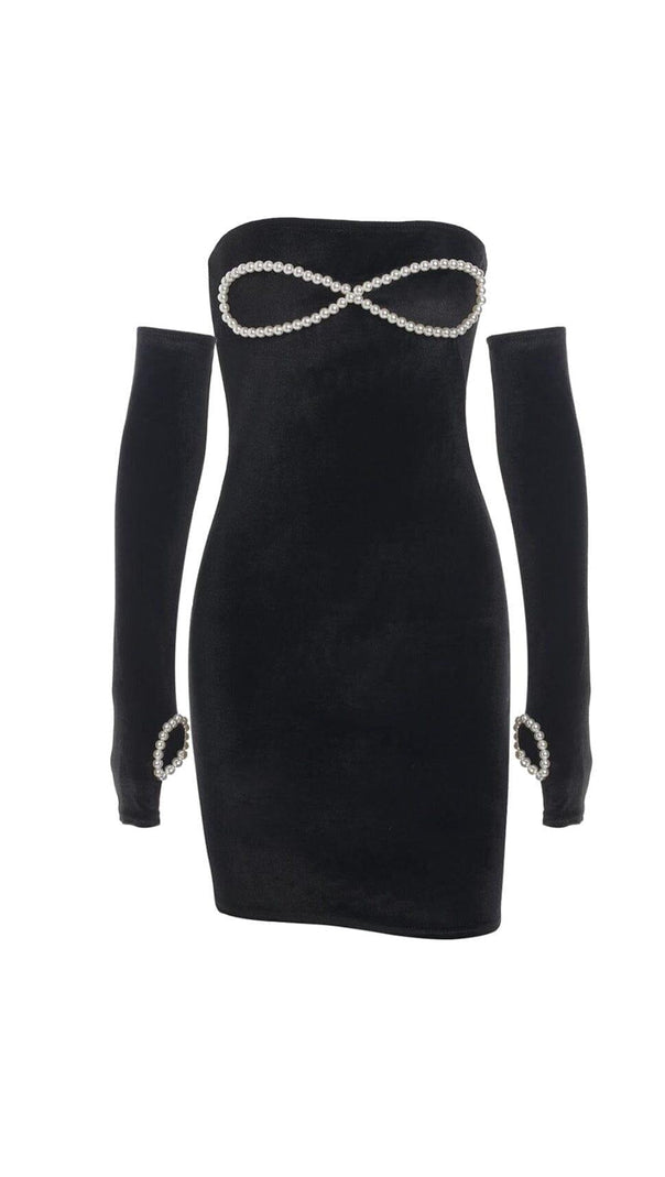 AIIZIE STRAPLESS BODYCON VELVET MINI DRESS IN BLACK - product image