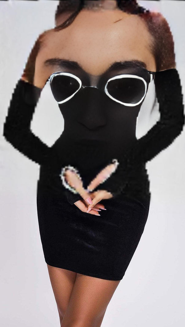 AIIZIE STRAPLESS BODYCON VELVET MINI DRESS IN BLACK - product image