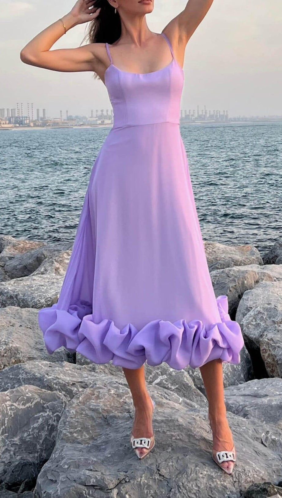 A-Linien-Midikleid mit Strapsen in Lila