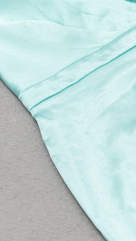 ABITO MIDI SENZA MANICHE IN RASO VERDE MENTA