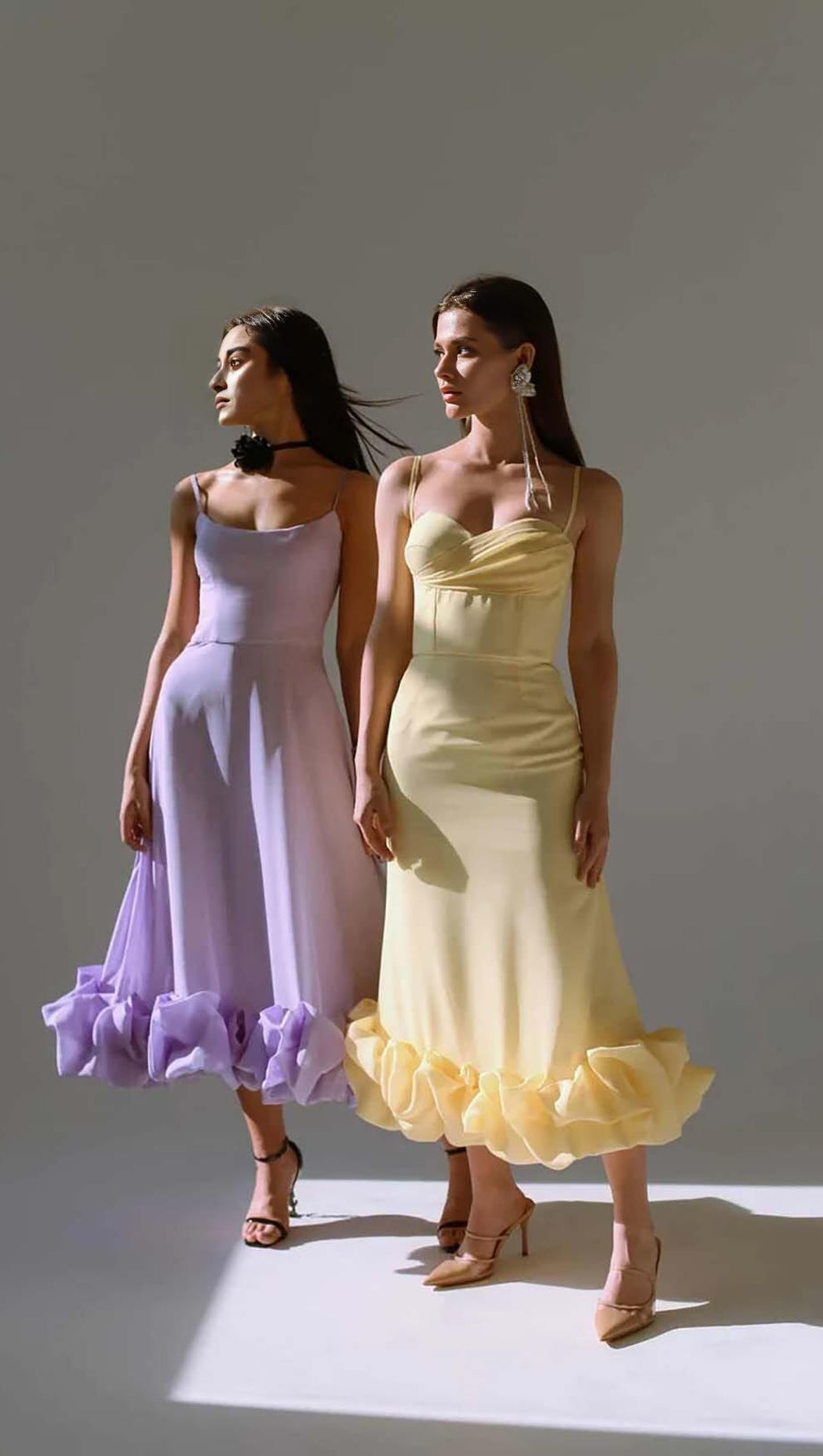 A-Linien-Midikleid mit Strapsen in Lila